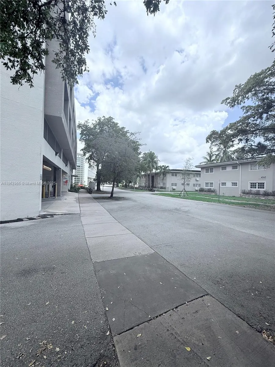 6580 Santona St, #A31