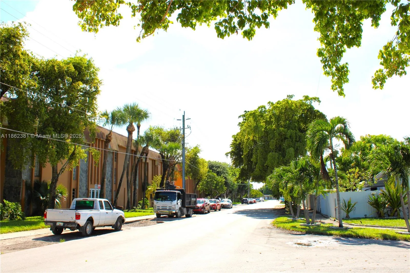 1280 W 54th St, #308B