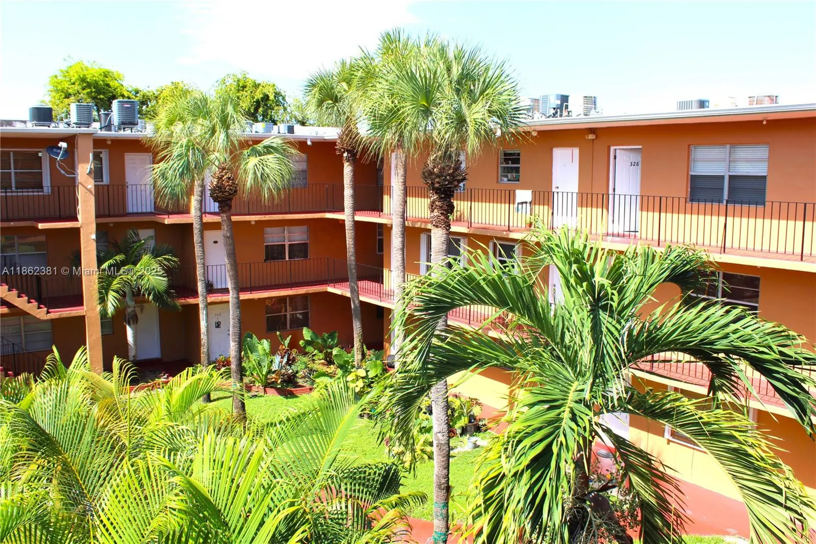 1280 W 54th St, #308B