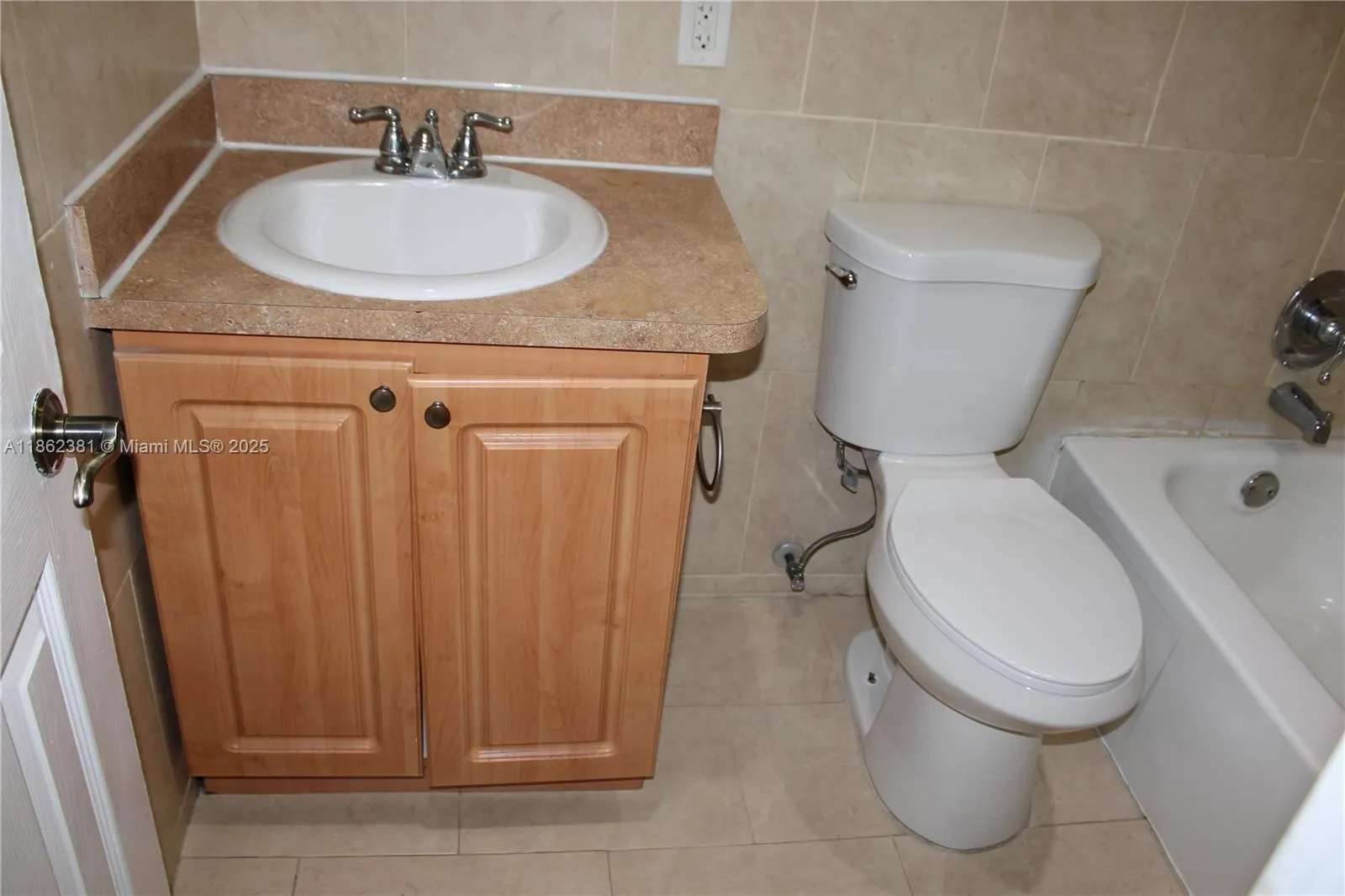 1280 W 54th St, #308B