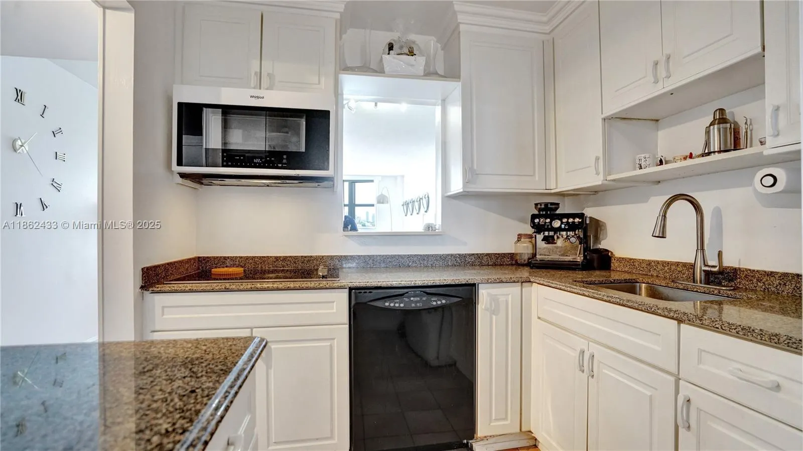 1228 West Ave, #201