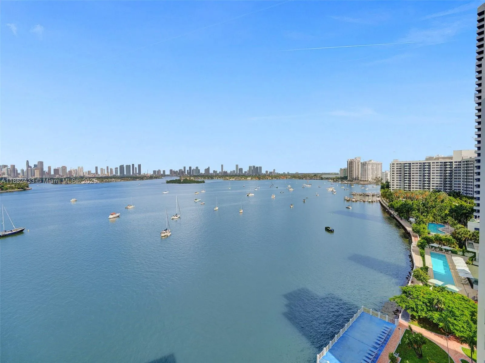 1228 West Ave, #201