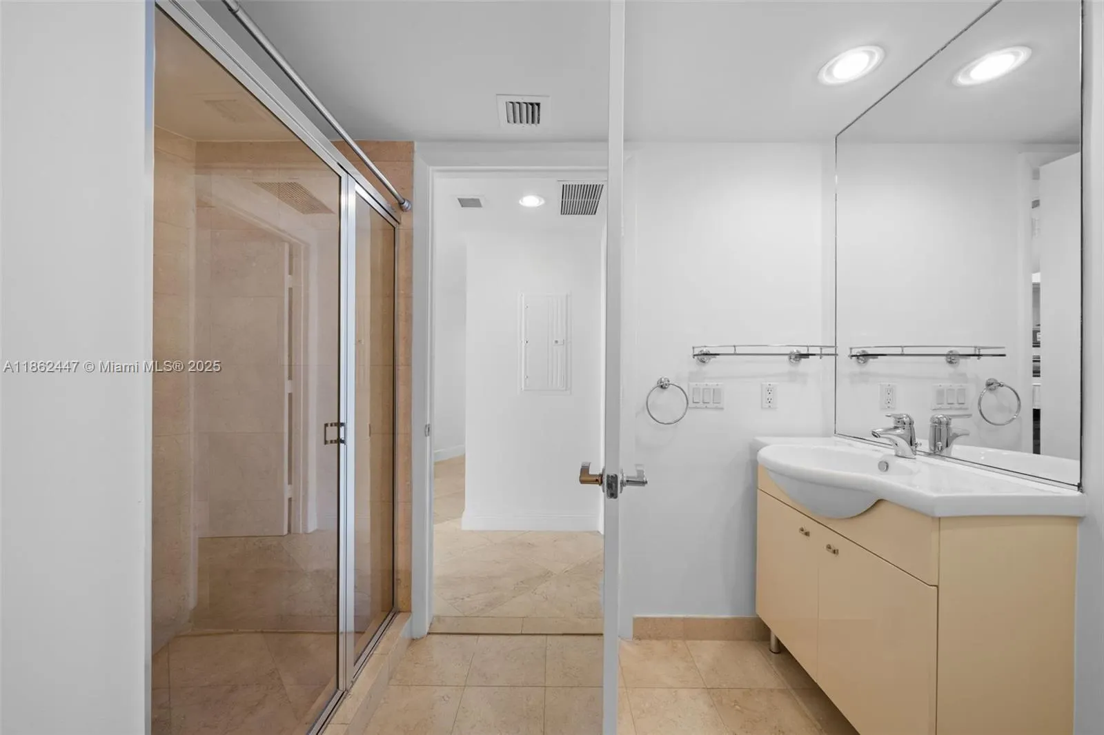 1830 S Ocean Dr, #3706