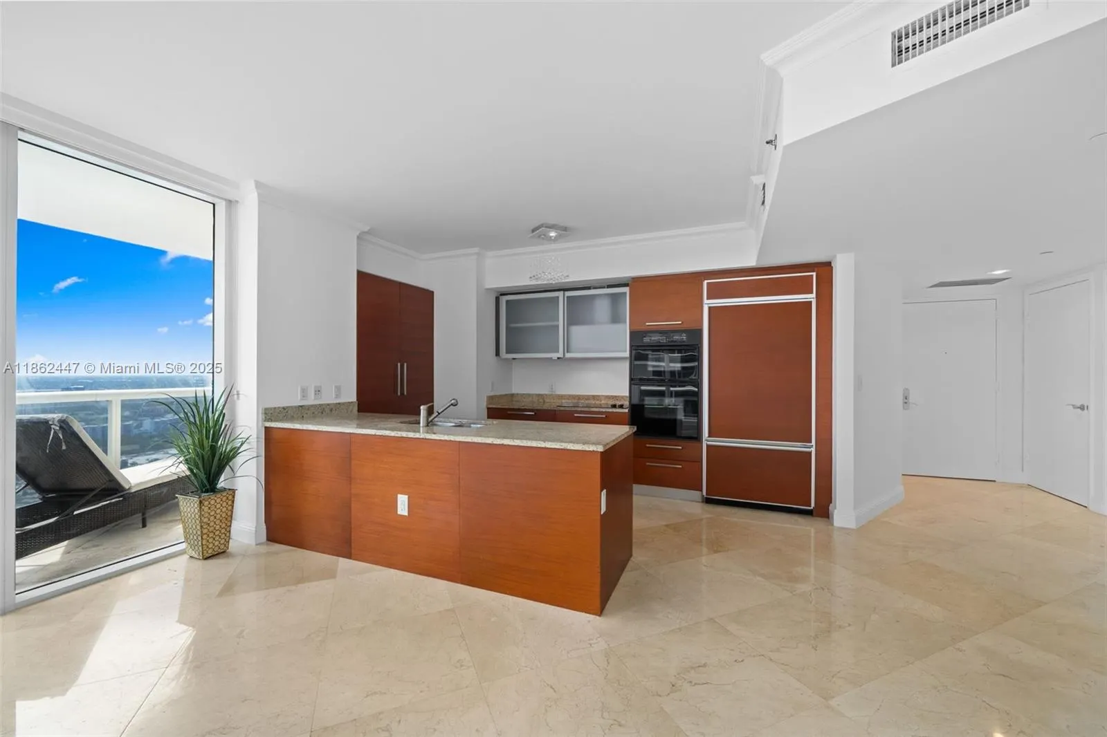 1830 S Ocean Dr, #3706