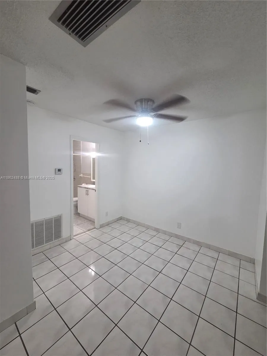 348 S Federal Hwy, #5