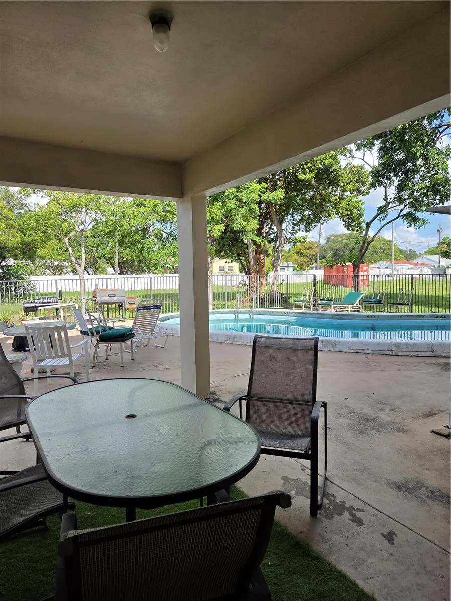 348 S Federal Hwy, #5