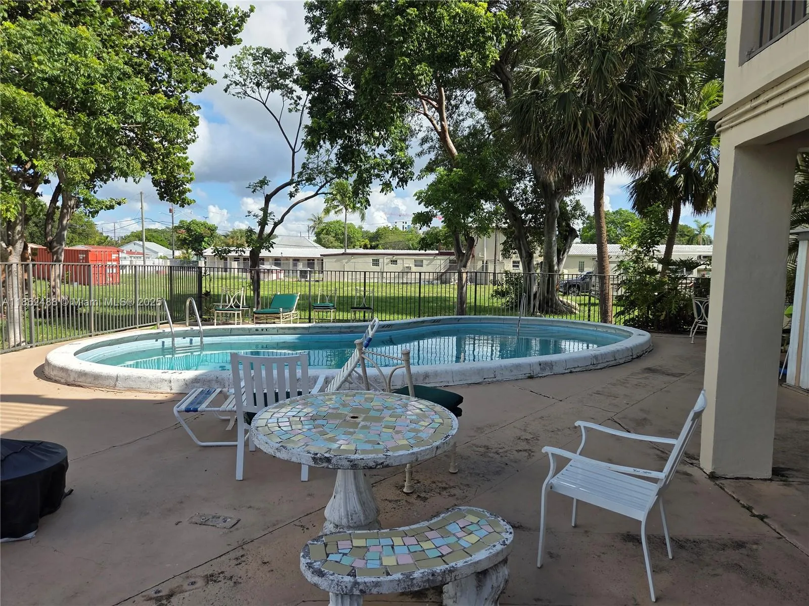 348 S Federal Hwy, #5