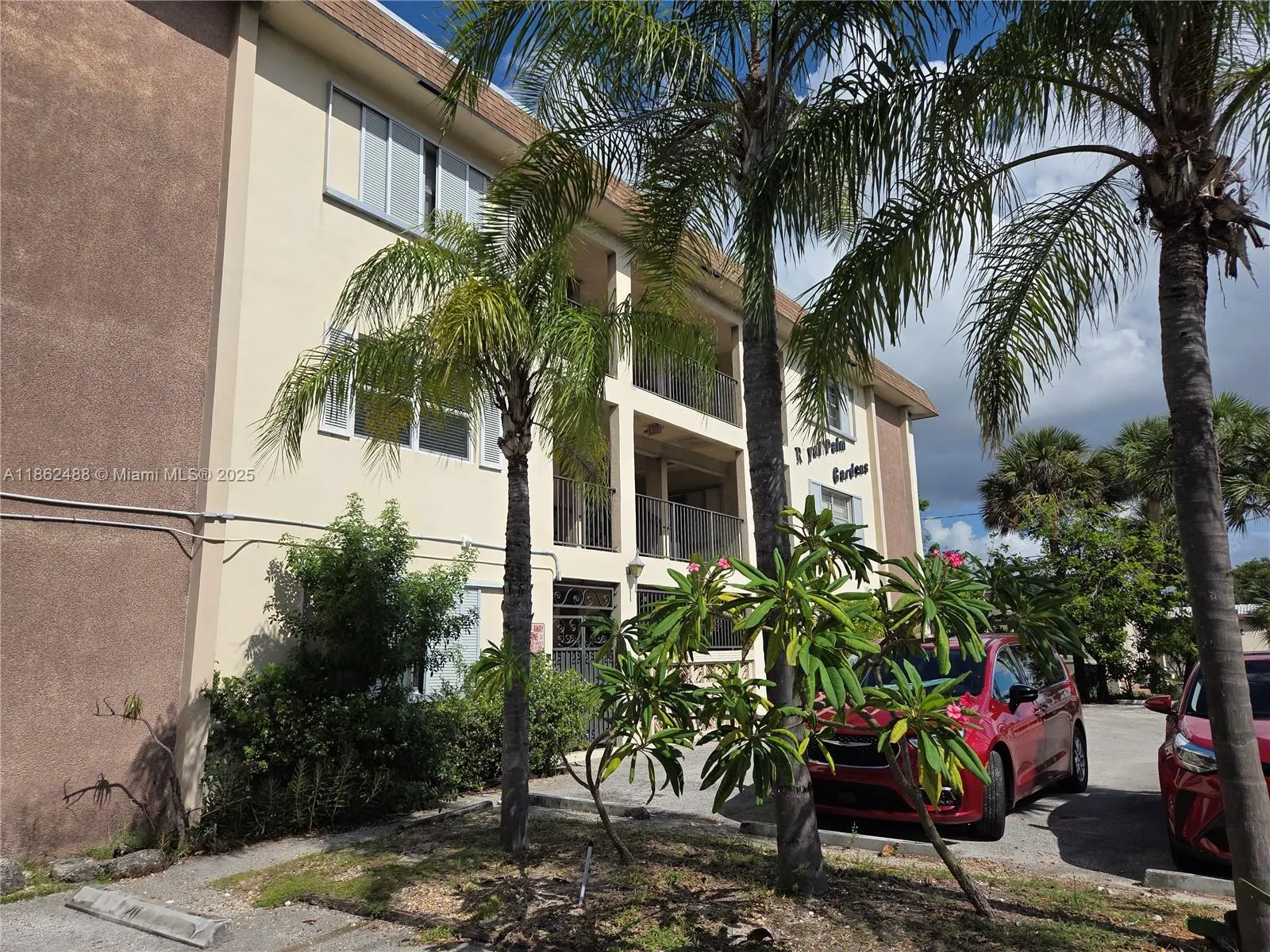 348 S Federal Hwy, #5