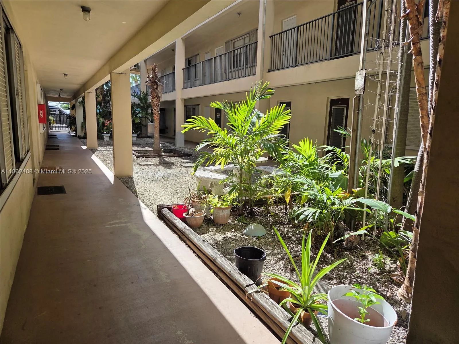 348 S Federal Hwy, #5