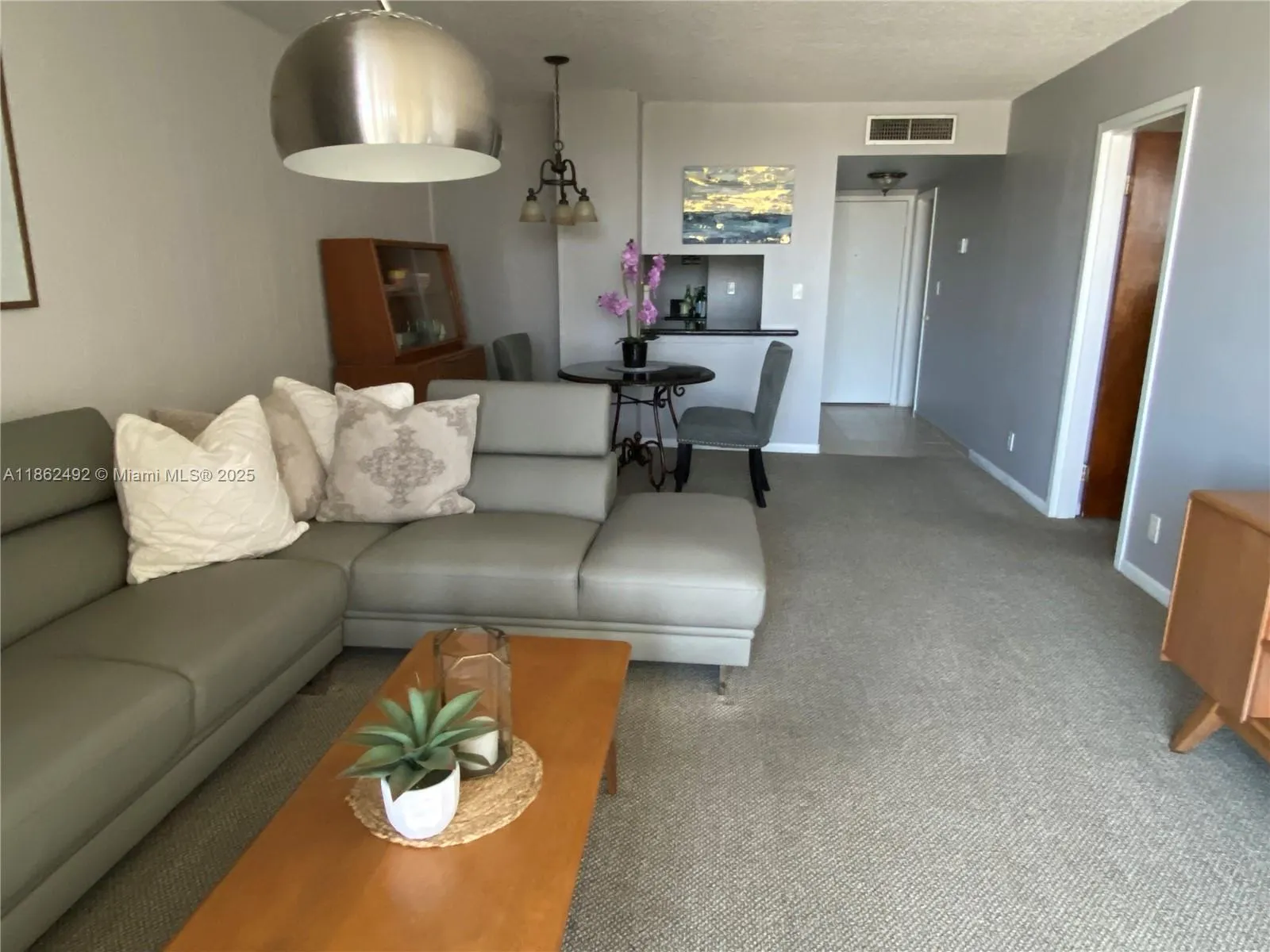 2935 NE 163rd St, #5K