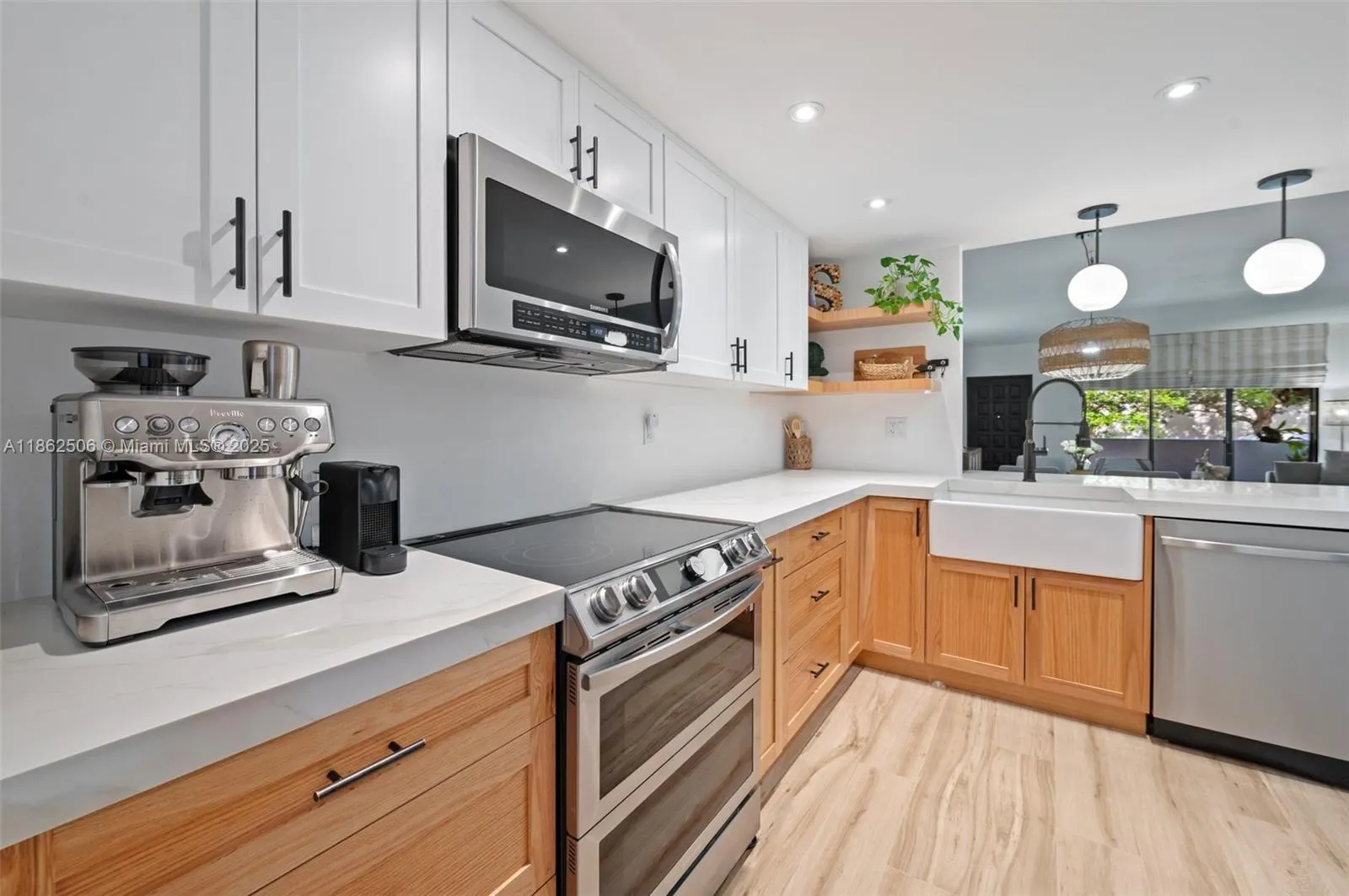 2600 Cardena St, #11