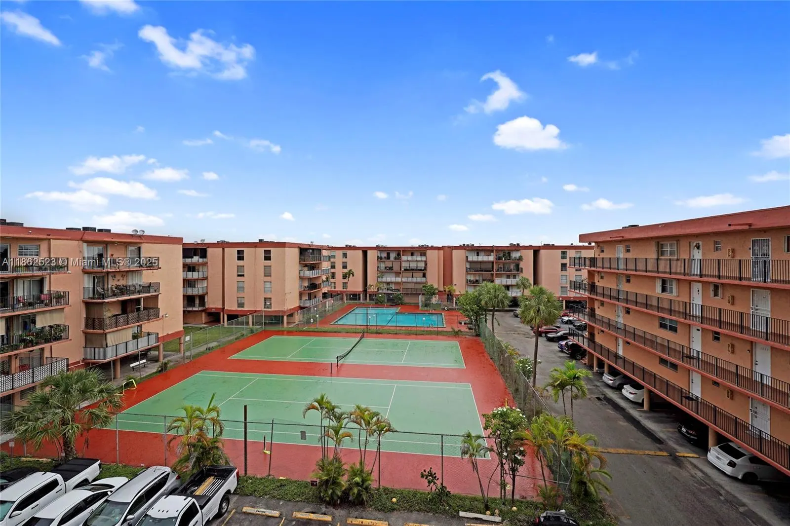 1810 W 56th St, #3204