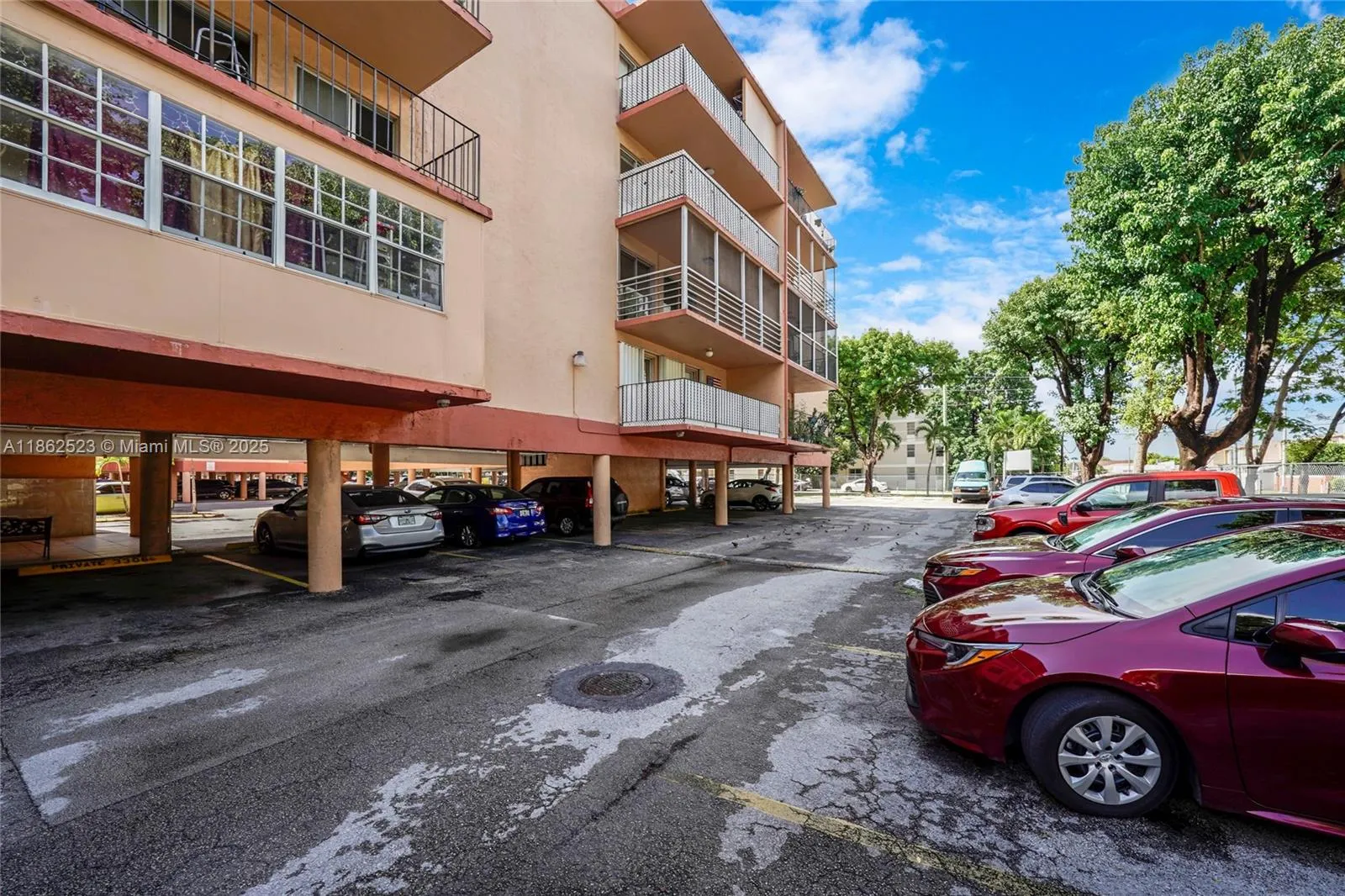 1810 W 56th St, #3204