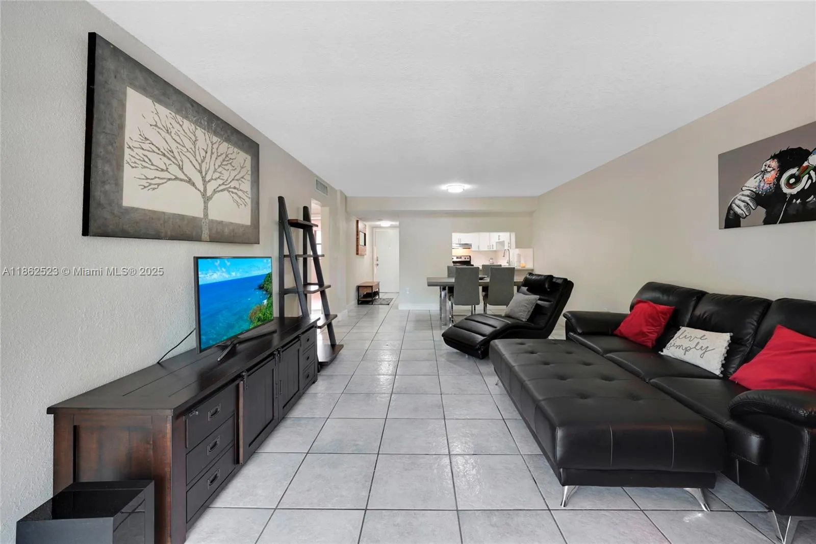 1810 W 56th St, #3204