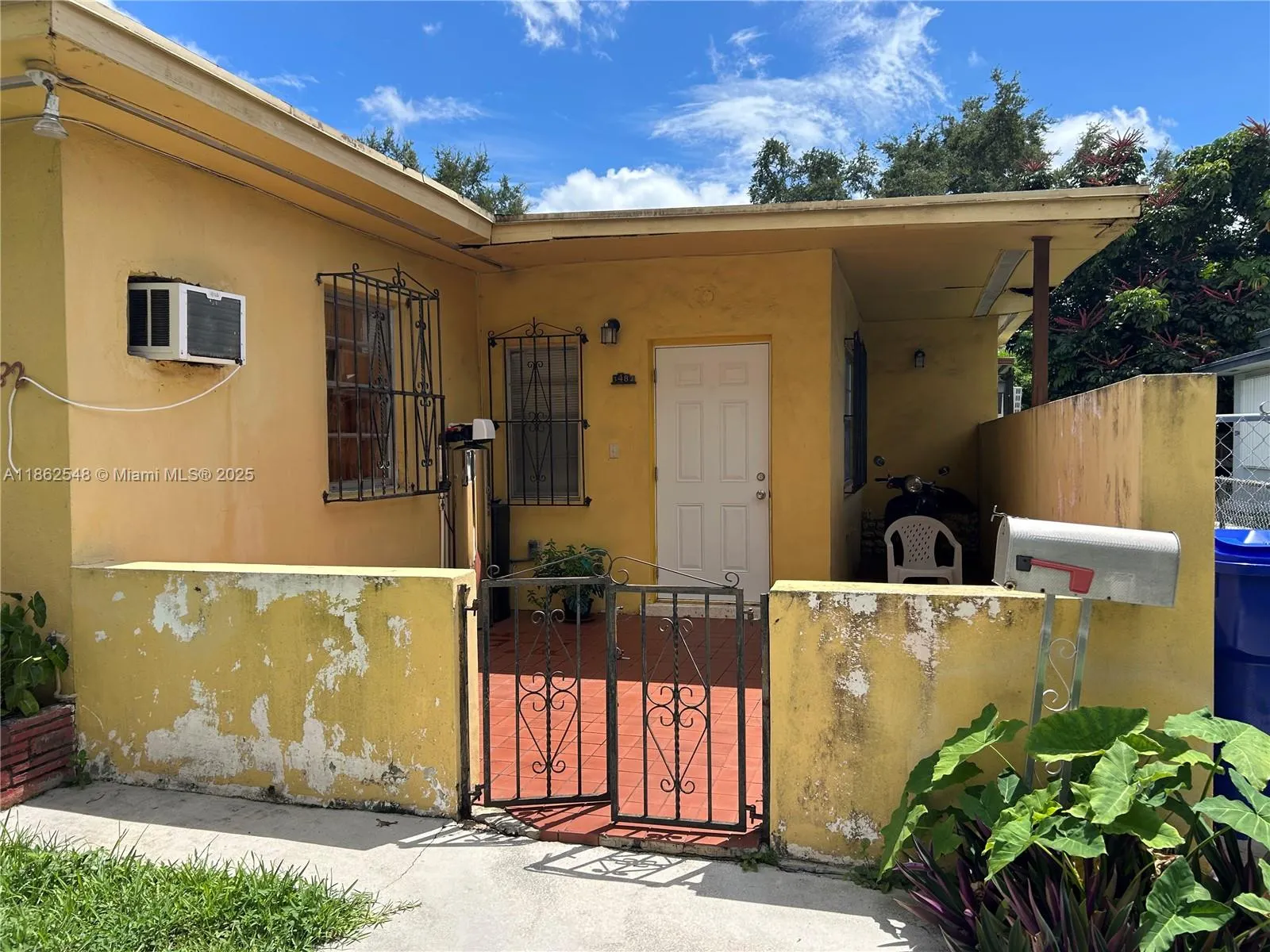 3480 SW 22nd Ter