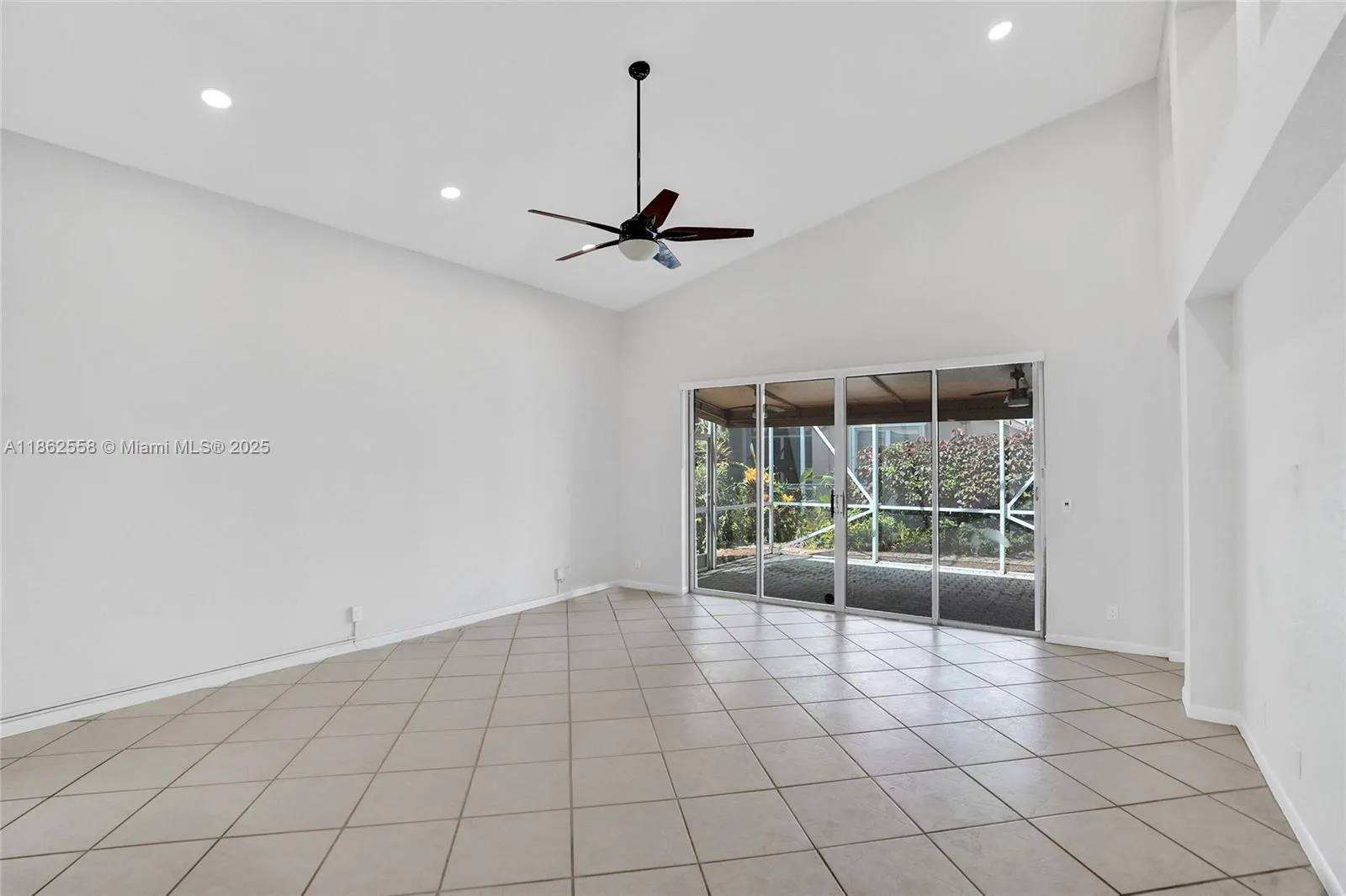 6450 Brava Way