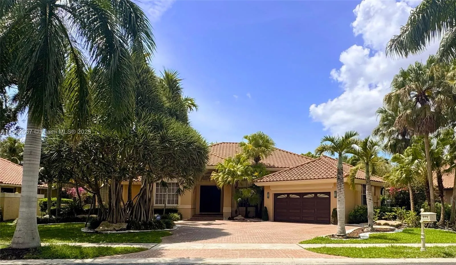 375 Sabal Way