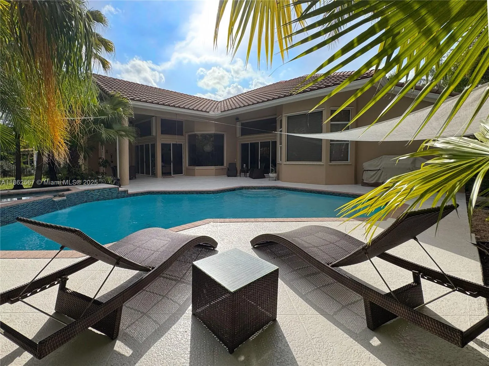 375 Sabal Way