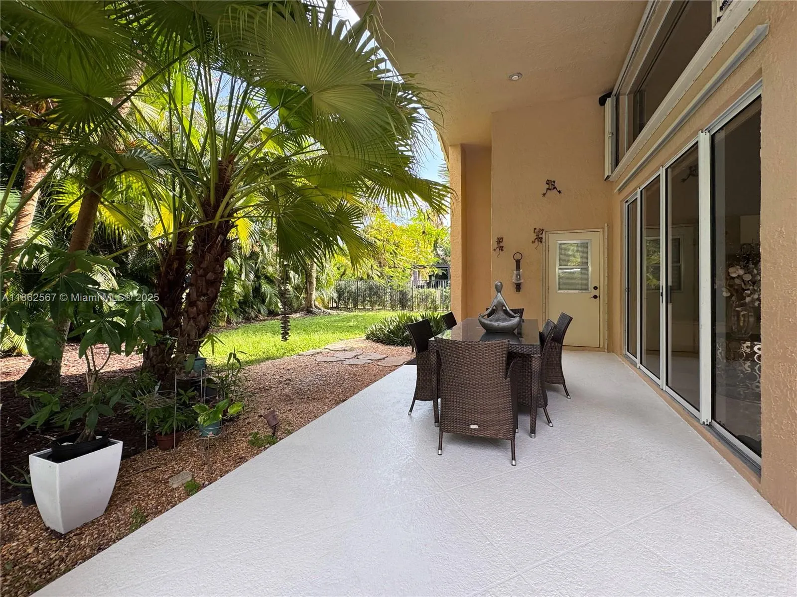 375 Sabal Way