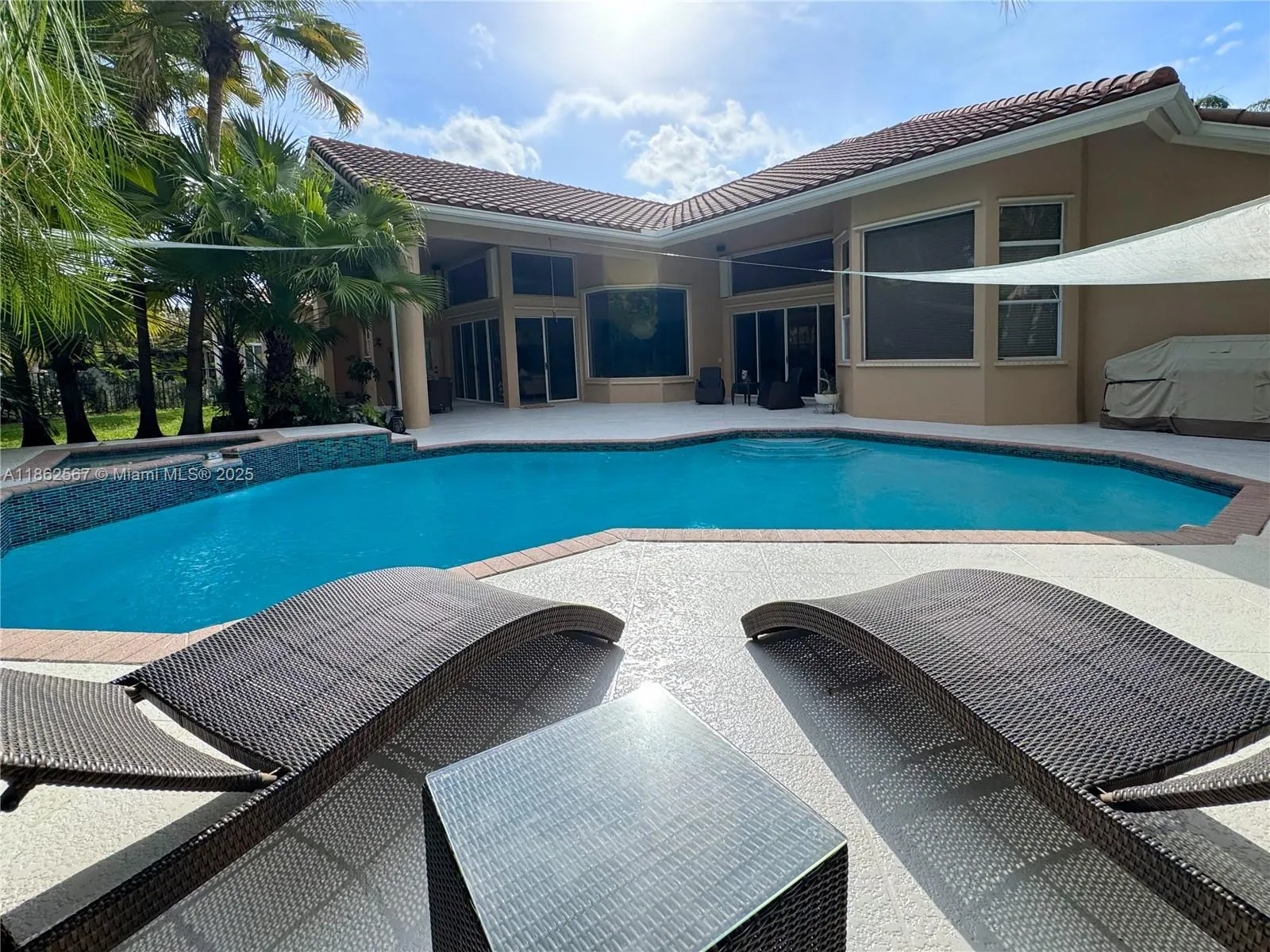 375 Sabal Way
