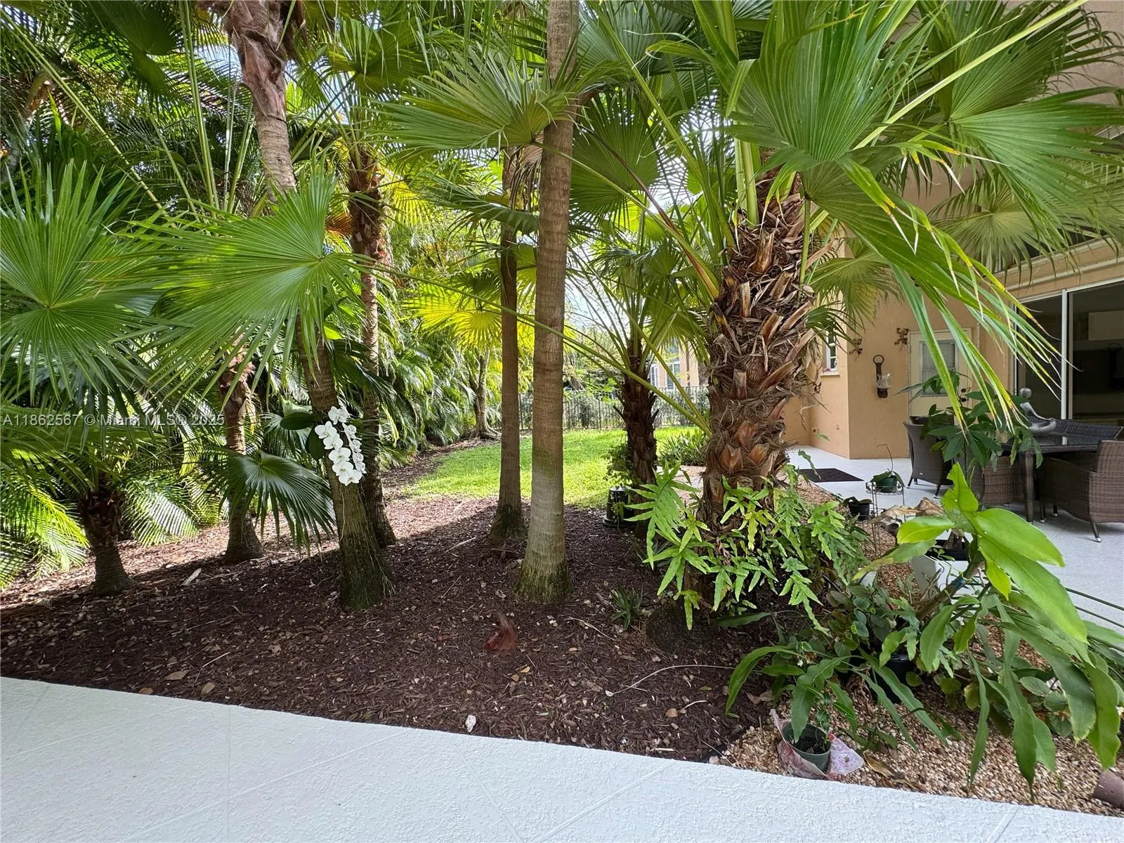 375 Sabal Way