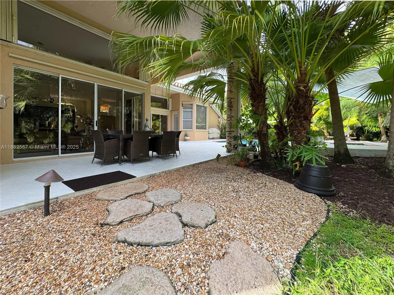 375 Sabal Way
