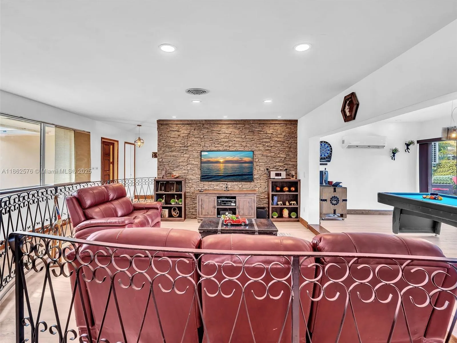 20350 Highland Lakes Blvd