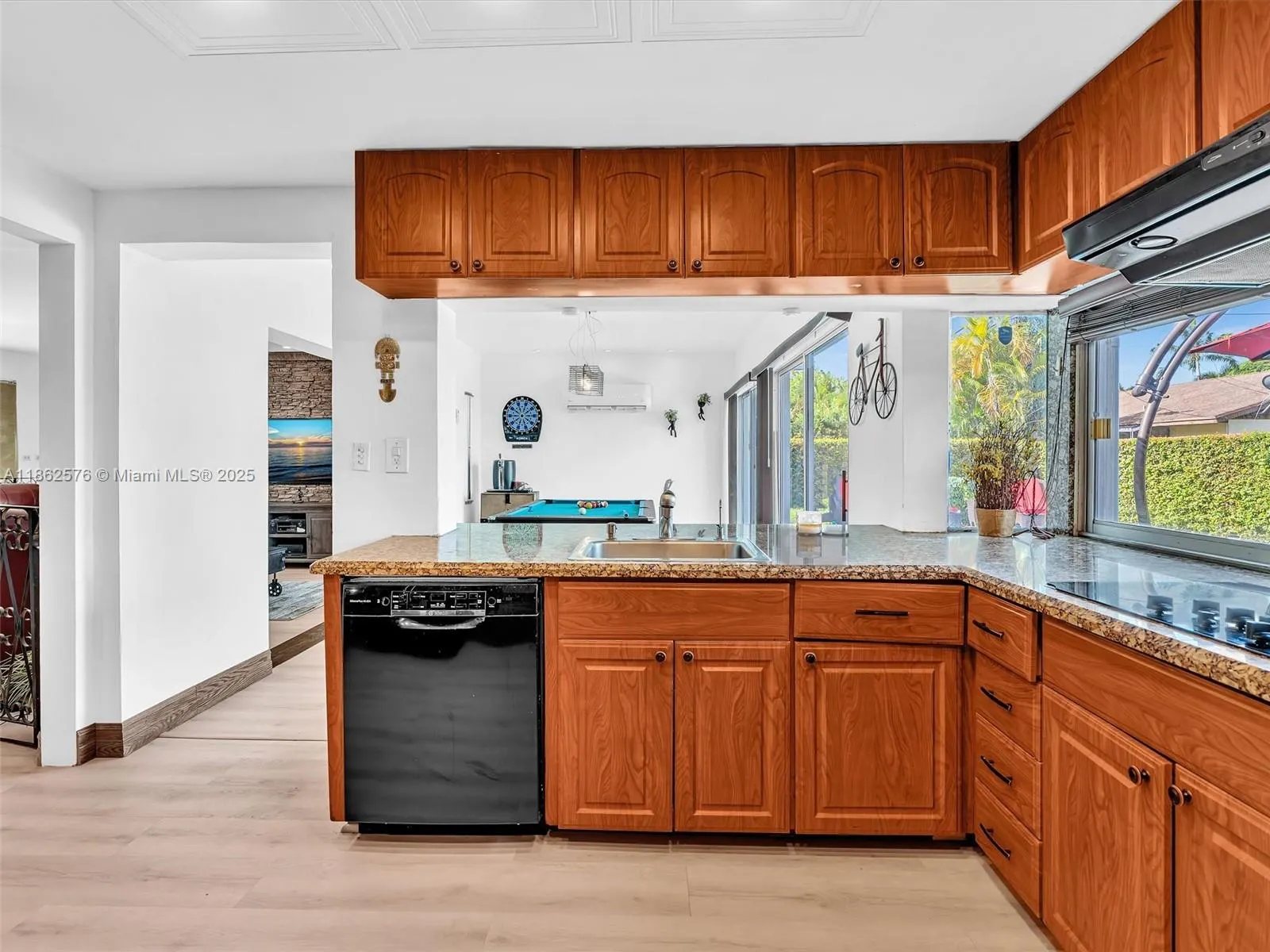 20350 Highland Lakes Blvd