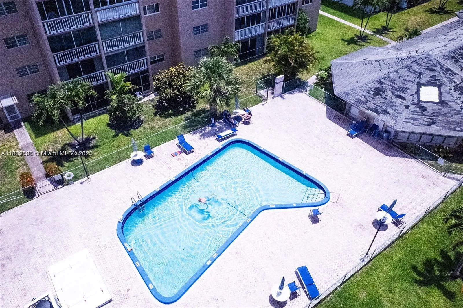 319 NE 14th Ave, #505