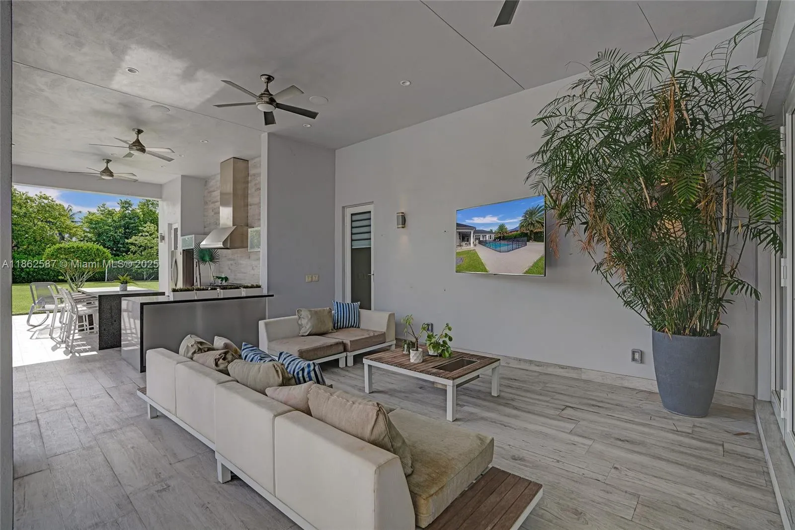 411 NW 125th Ave