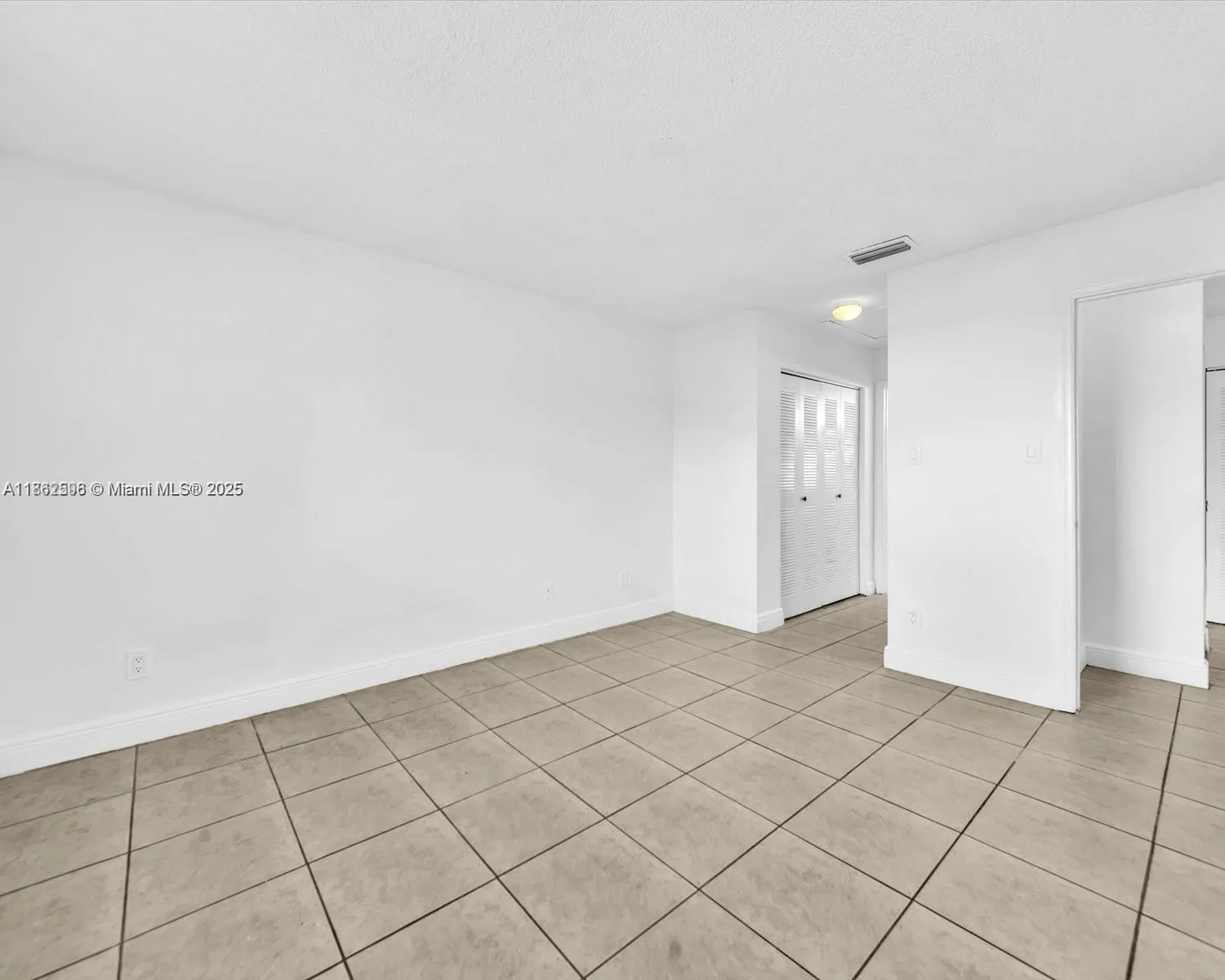 15770 SW 106th Ter, #303