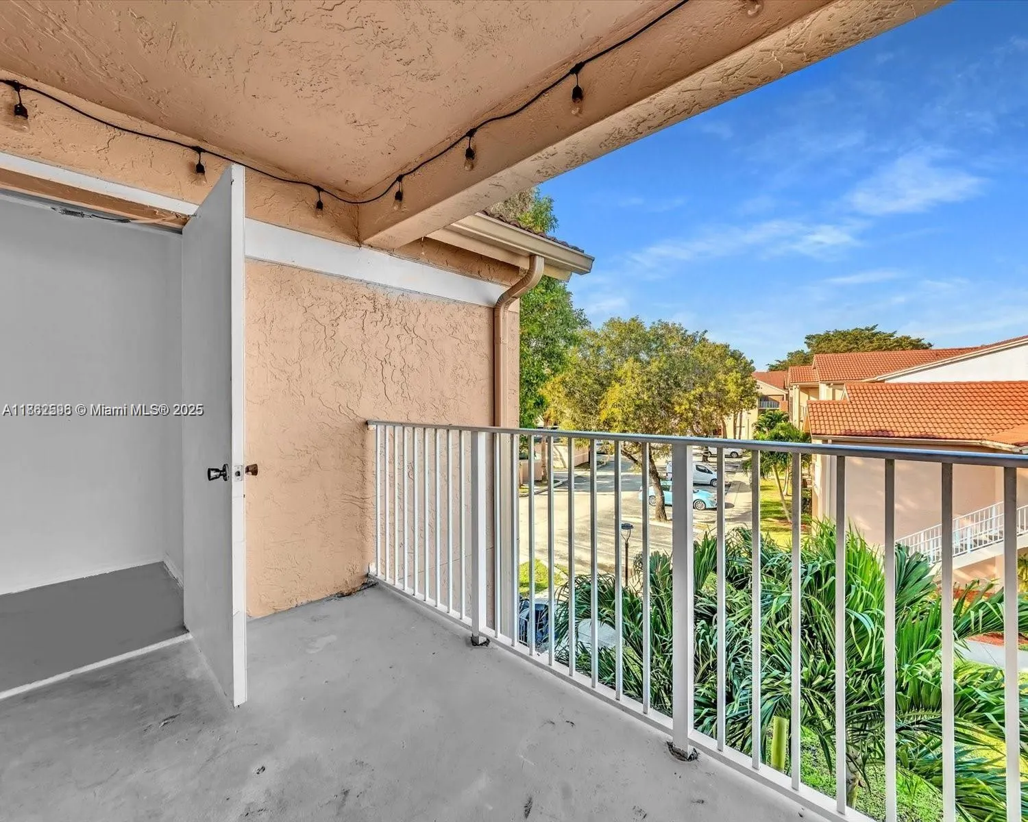 15770 SW 106th Ter, #303
