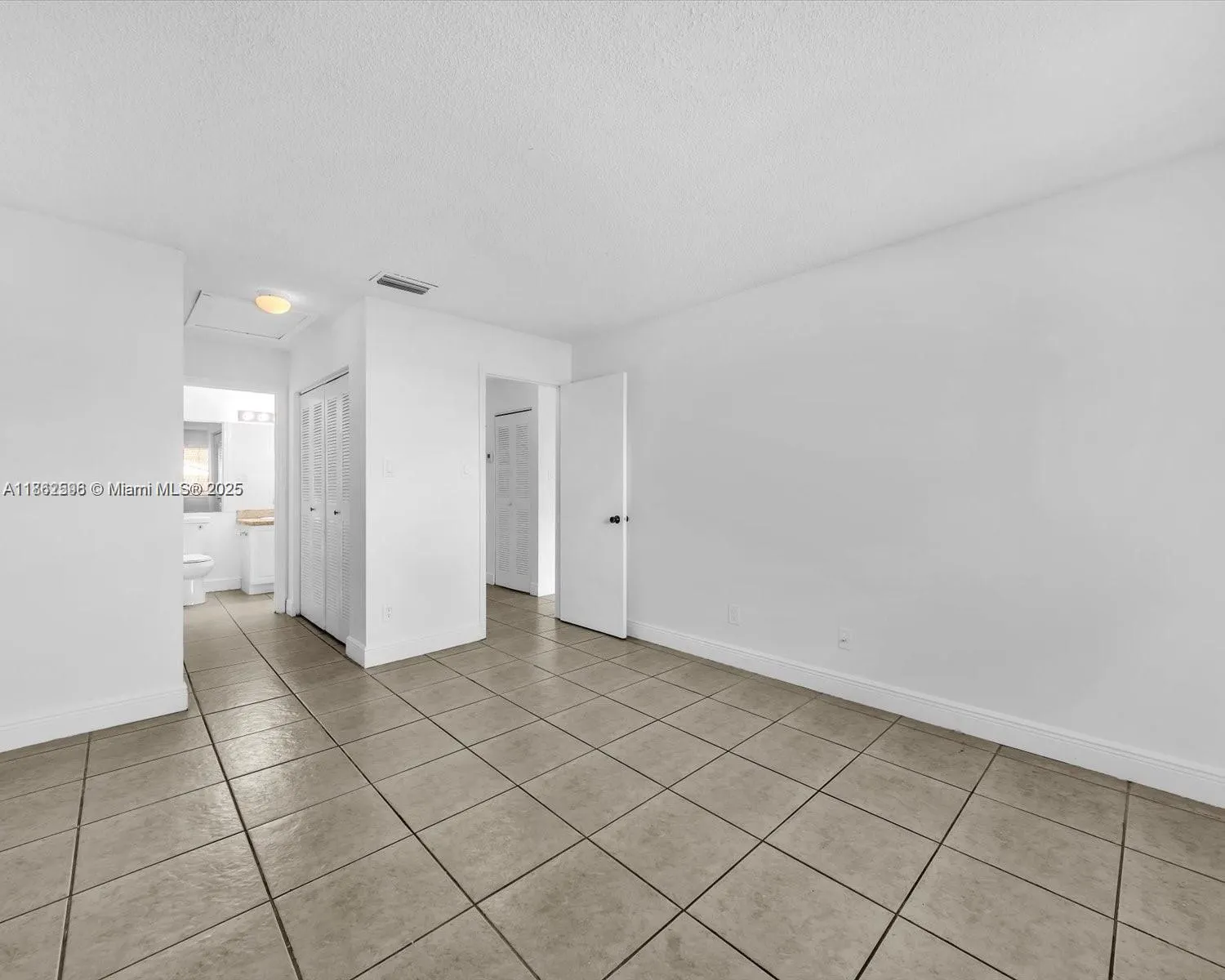 15770 SW 106th Ter, #303