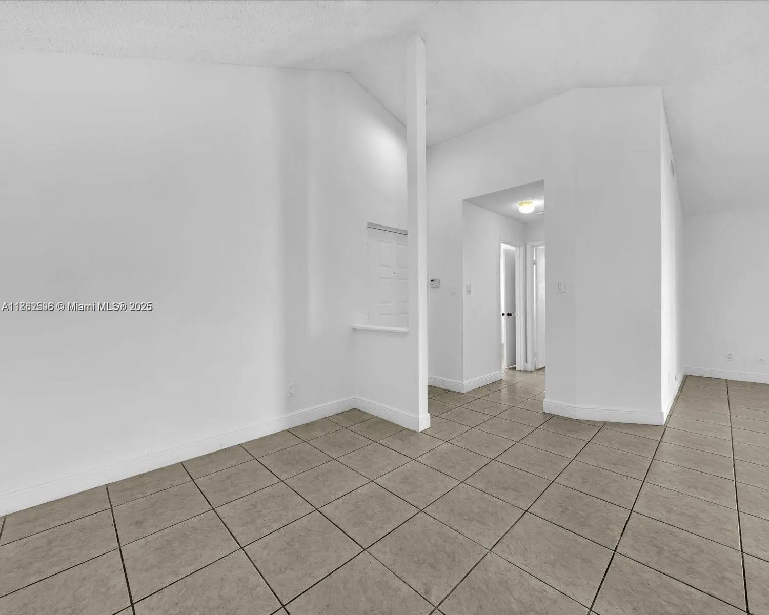 15770 SW 106th Ter, #303