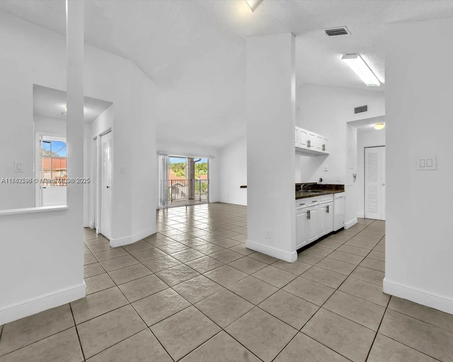 15770 SW 106th Ter, #303