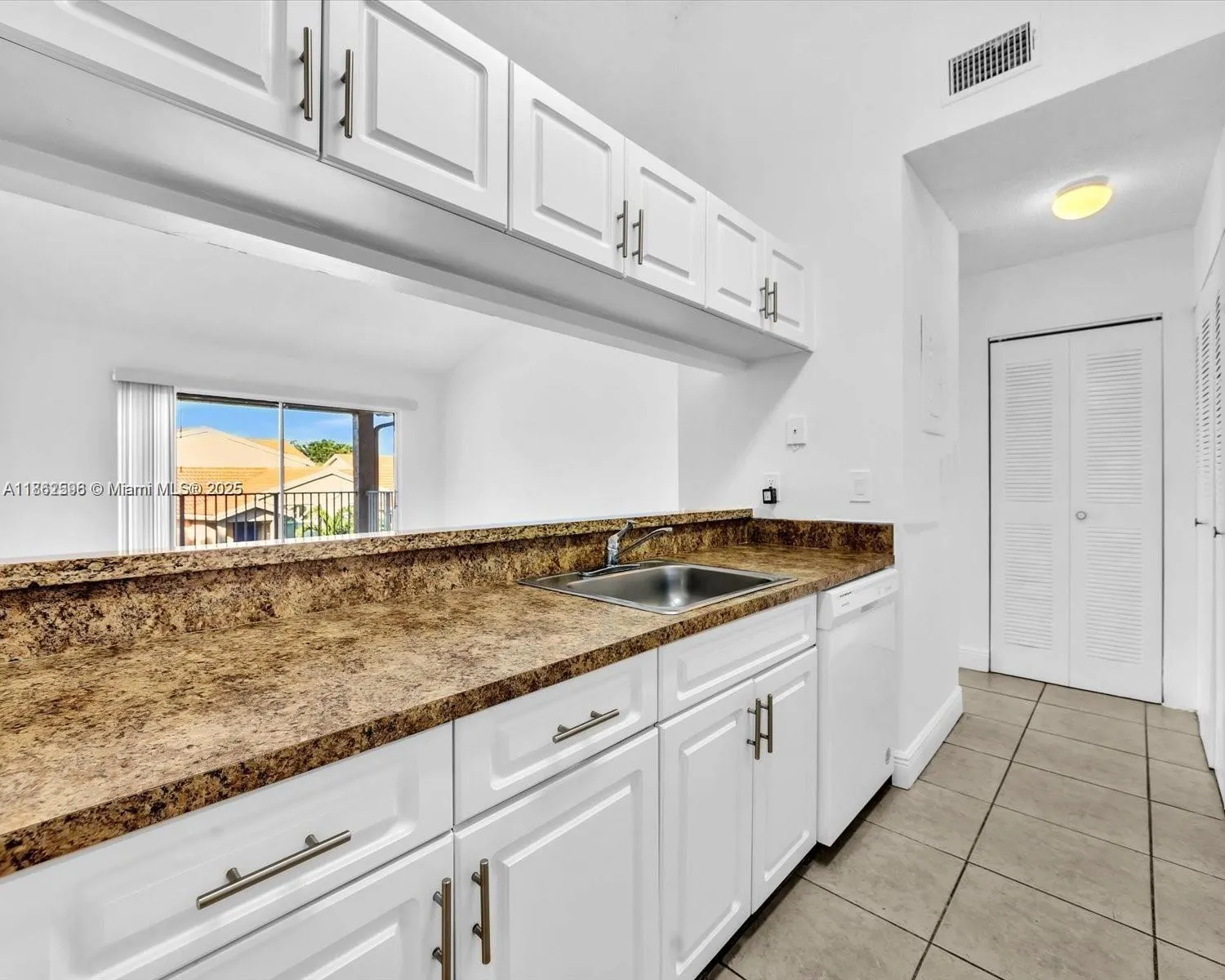15770 SW 106th Ter, #303