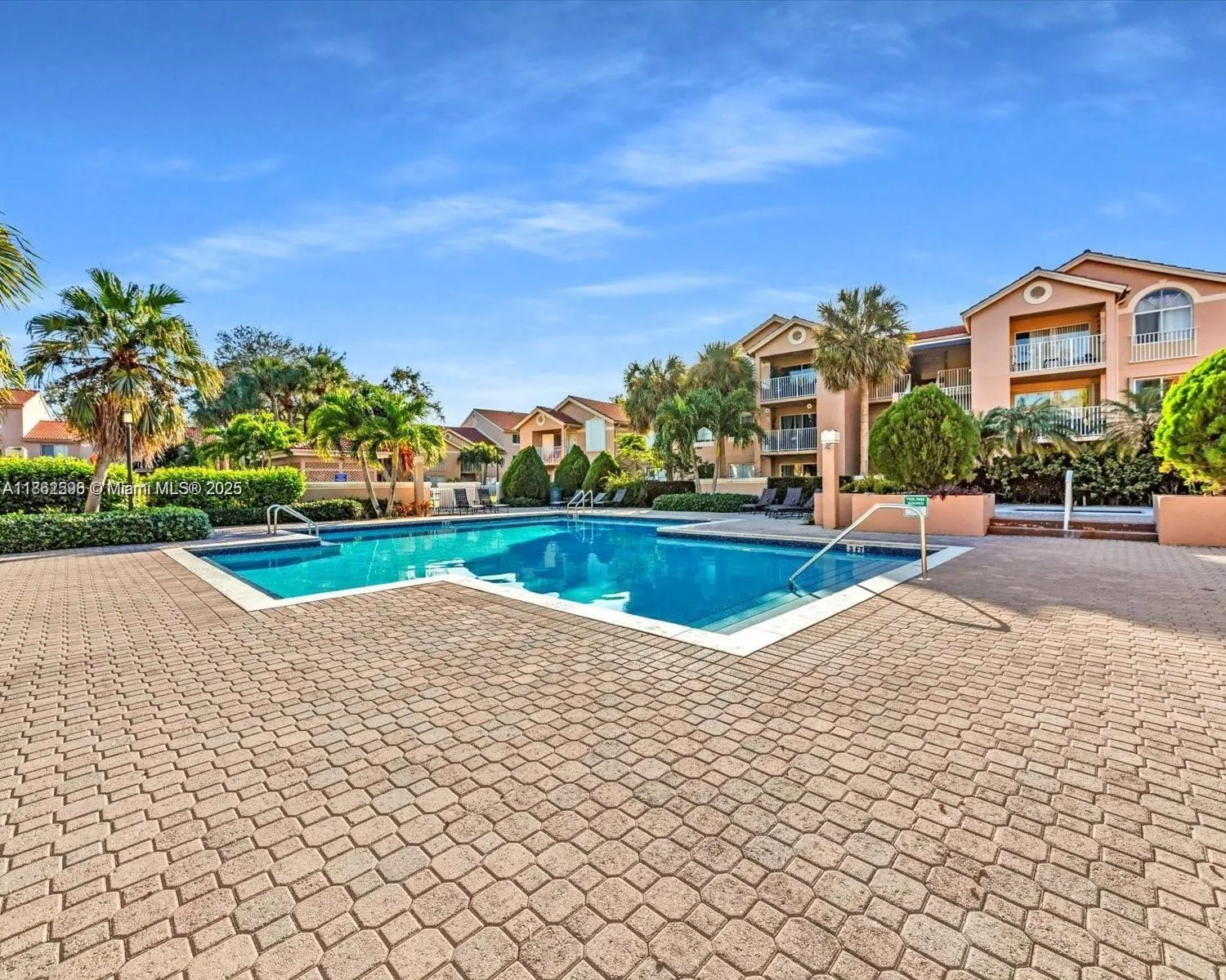 15770 SW 106th Ter, #303