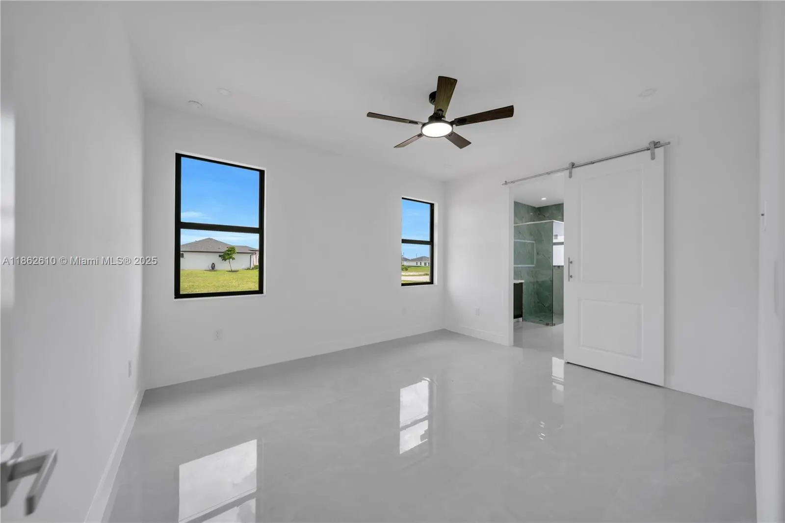 3821 NW 38th AVE