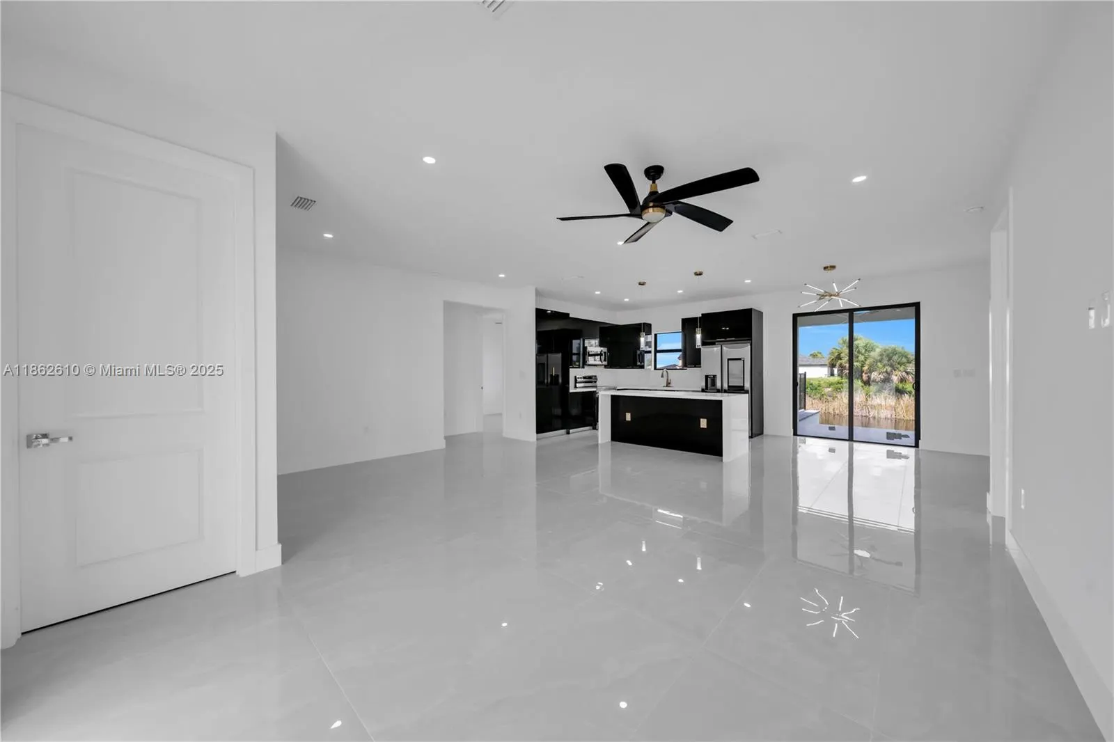 3821 NW 38th AVE