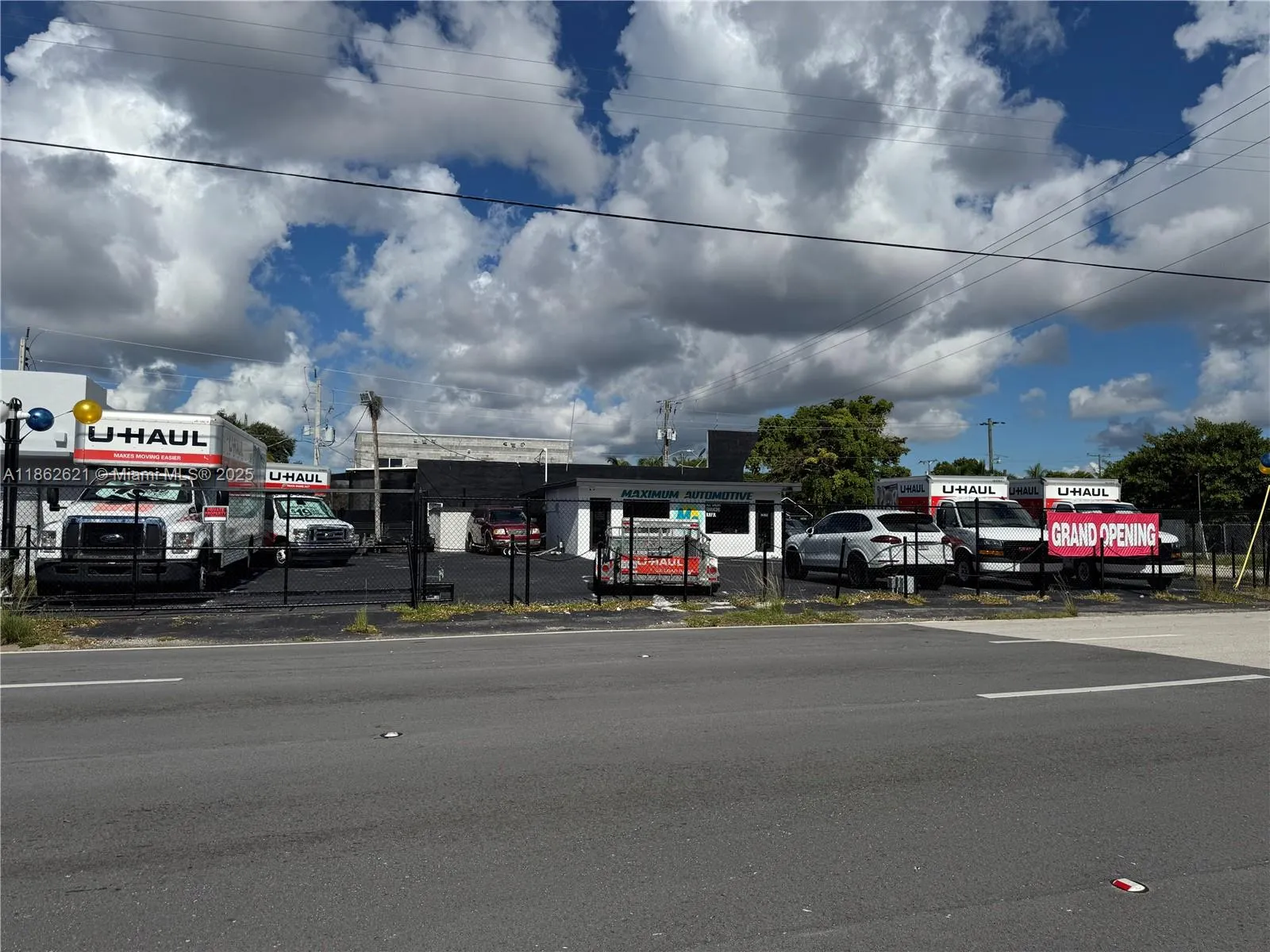 1822 N Dixie Hwy