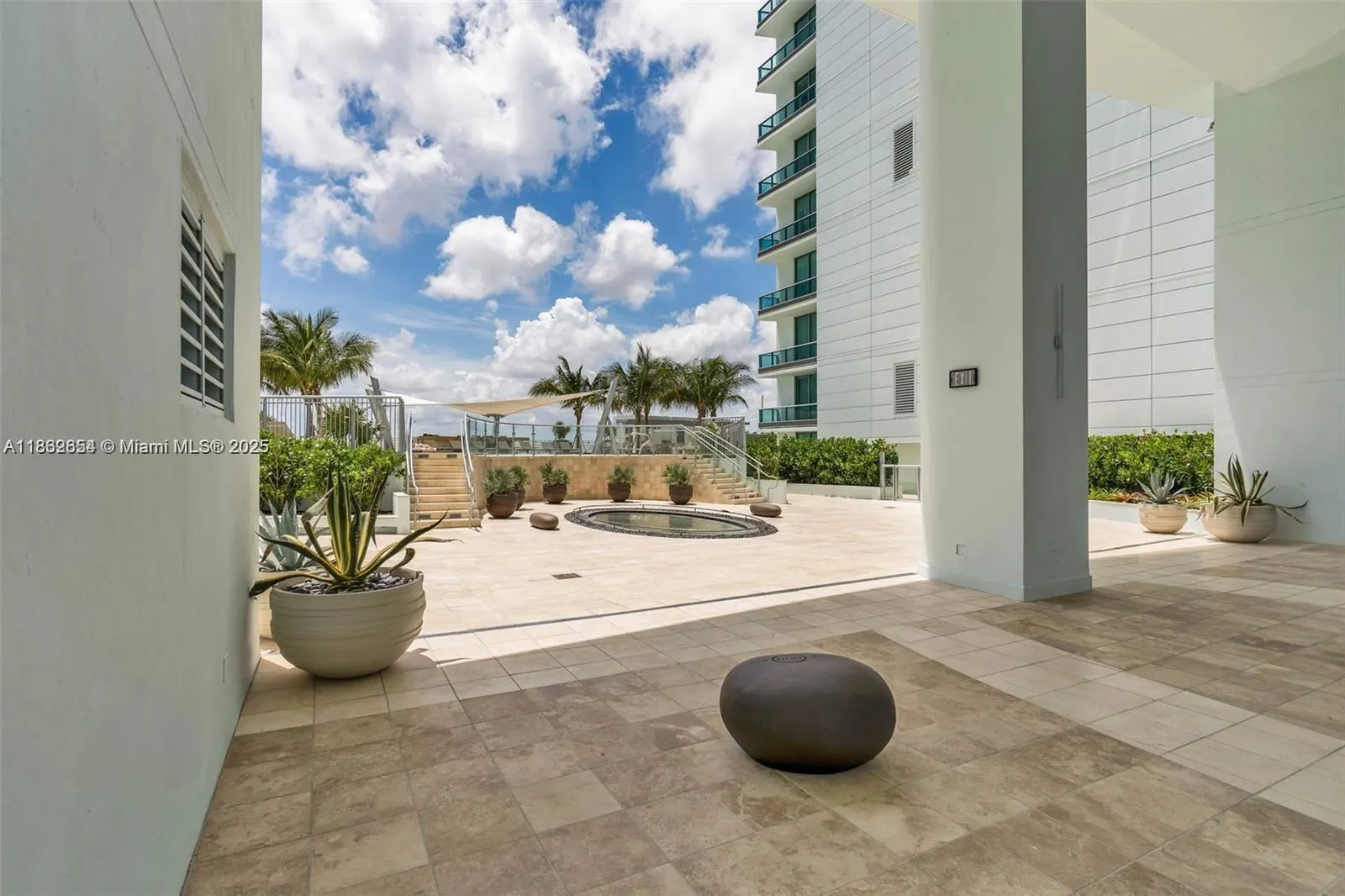 900 Biscayne Blvd, #5208