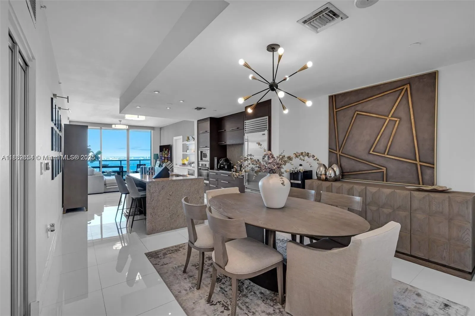 900 Biscayne Blvd, #5208