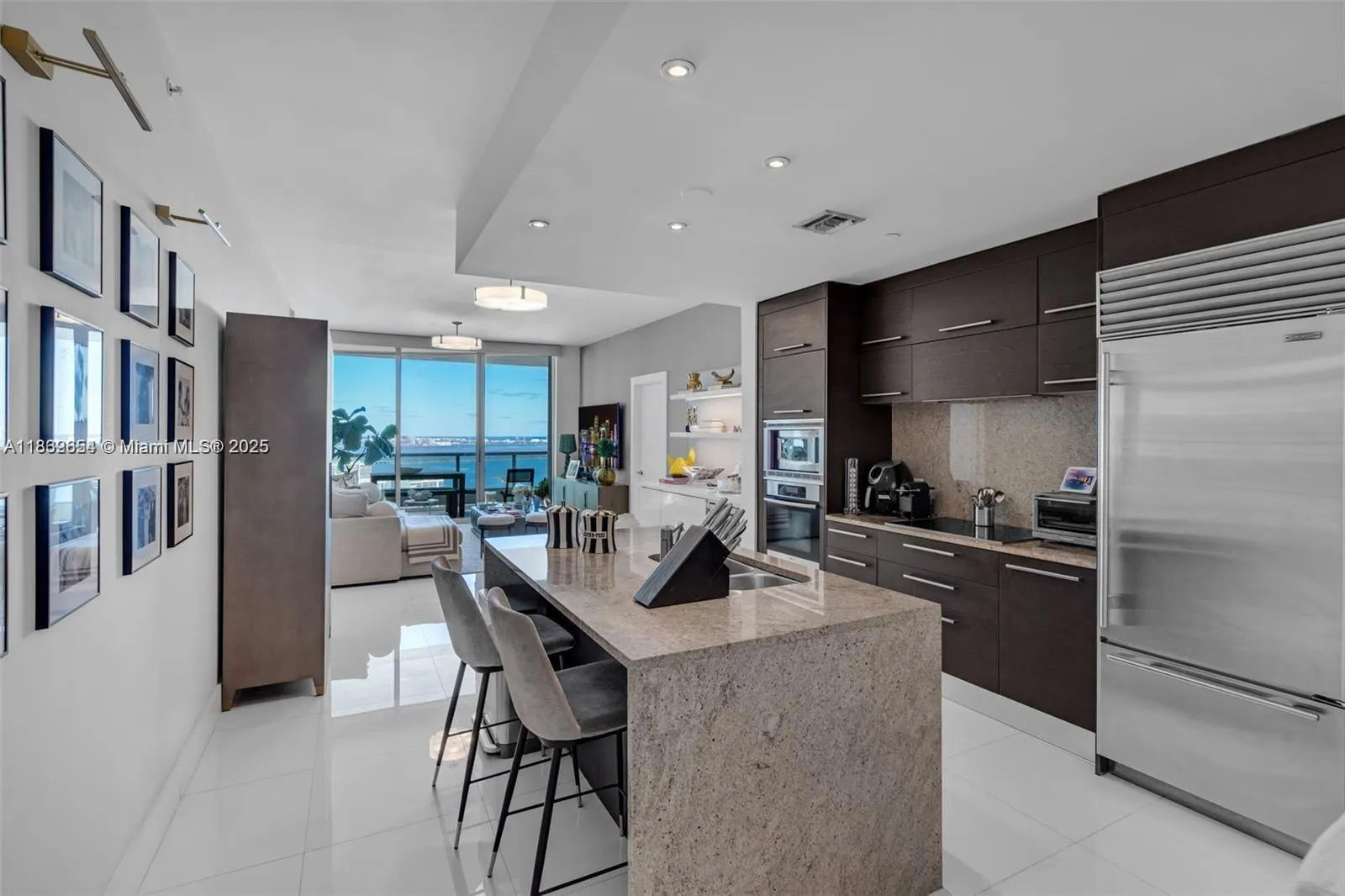 900 Biscayne Blvd, #5208