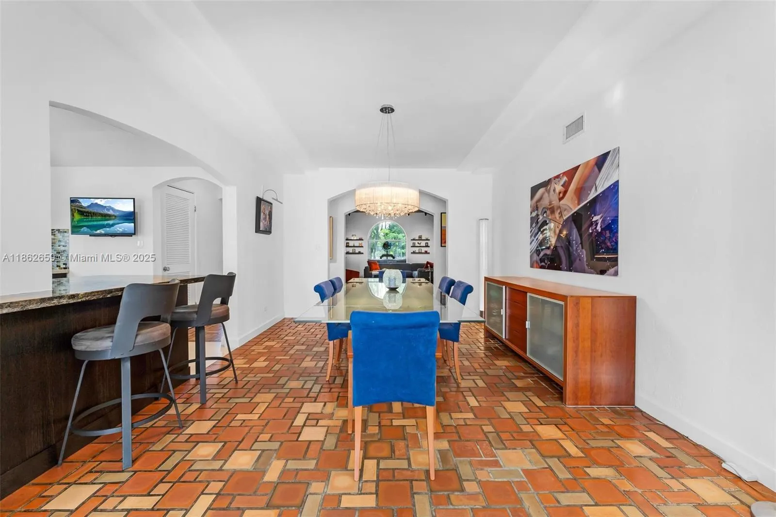 1800 Jefferson Ave