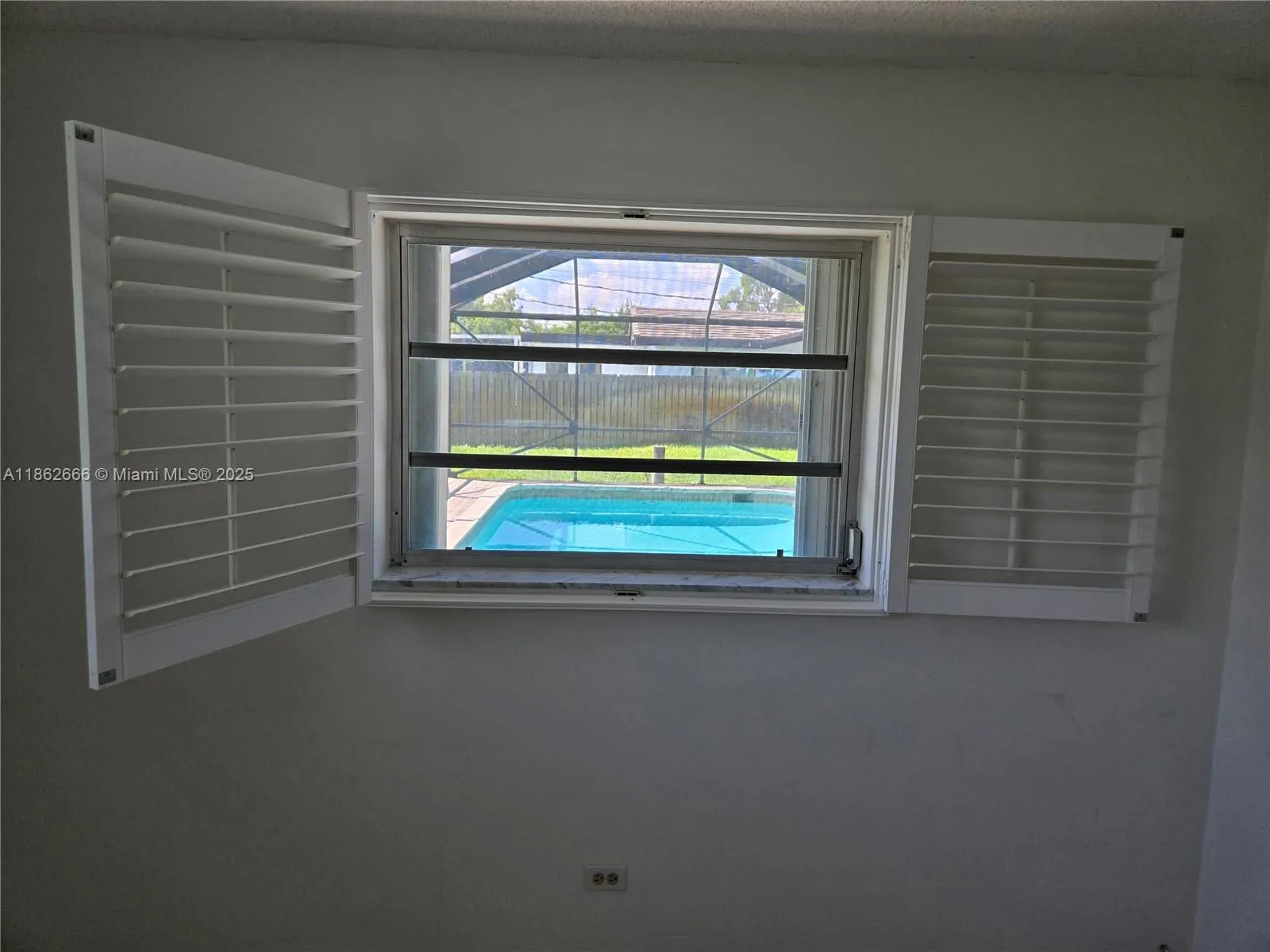 520 NW 75th Ter