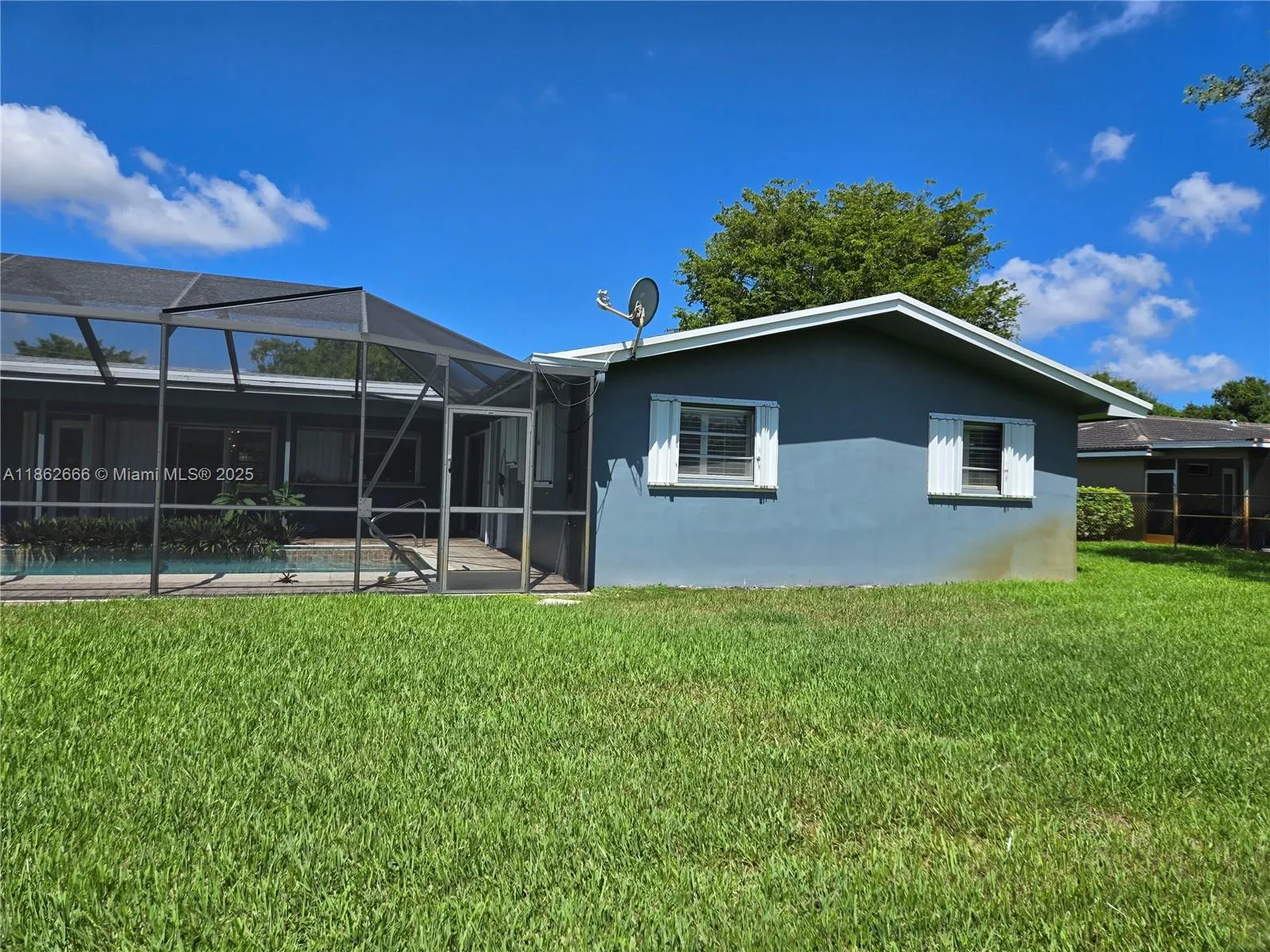 520 NW 75th Ter