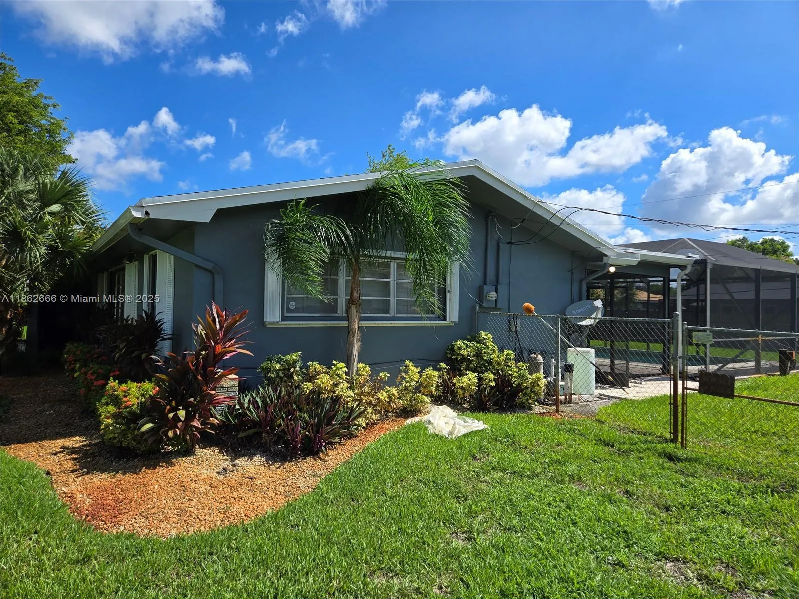 520 NW 75th Ter