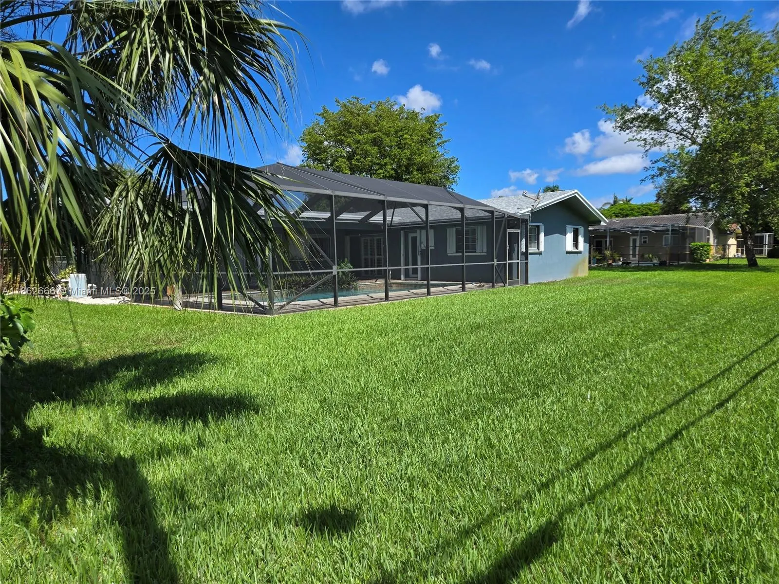 520 NW 75th Ter