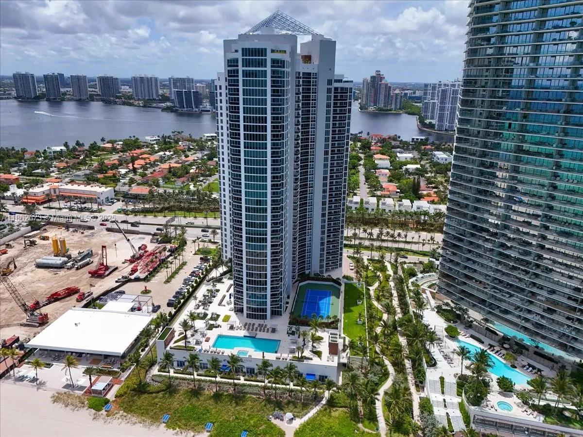 18911 Collins Ave, #1903