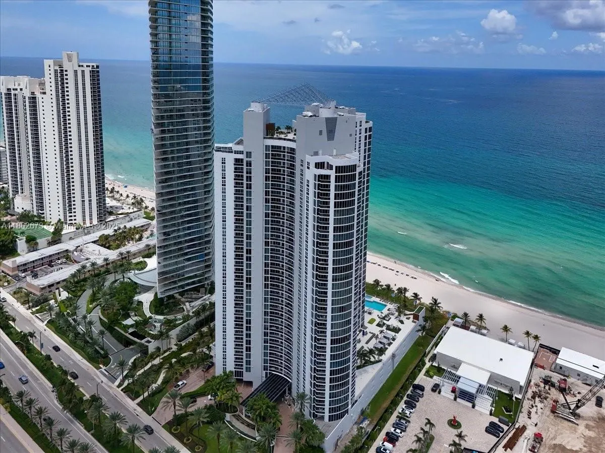 18911 Collins Ave, #1903